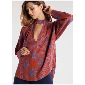 Free People Walking on a Dream Red Cut-Out Neck Tunic Top Sz XS EUC